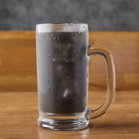 目にも味にも刺激を。黒いレモンサワー、衝撃の一杯。