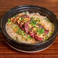料理メニュー写真&nbsp;ハラミとガーリックの釜めし