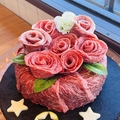 料理メニュー写真 肉ケーキ3～4人前　約700g