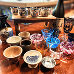 有資格者の店主だからこそ、地酒や酒器へもこだわる！