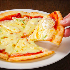 どんどん人気のピザ!!! MIXピザ(チーズがとろーり)