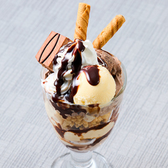チョコレートパフェ