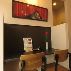 2名様用のカウンター席は、デートにぴったりです。記念日や誕生日など特別な日に、鰻を楽しみながら、大切な人と心温まるひとときをお過ごしくださいませ。