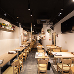 清潔感のある開放的な店内☆女子会や合コン、誕生日や記念日のお祝いなど…皆様が楽しむ集いの場所♪