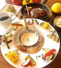 カラダ喜ぶ♪お野菜が嬉しいランチメニュー充実