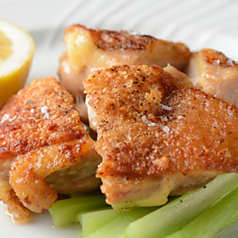 伊勢の赤鶏を使ったもも肉のパリパリ焼き(250g)