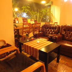 トレジャーリバーブックカフェ TREASURE RIVER book cafe特集写真1