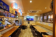 沖縄酒場ハイサイ　難波ハンチカ店の雰囲気1