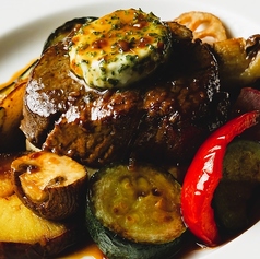 牧草牛フィレのロースト　メートルドテルバター