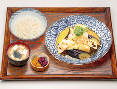 豆腐と野菜の煮おろし定食/大分名物 とり天定食(おろしポン酢で)