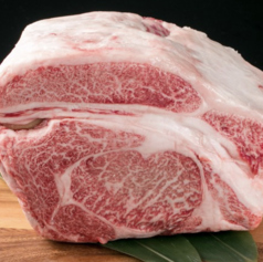 厳選肉 厳選した極上肉を、心を込めてご提供いたします。 心を込めて