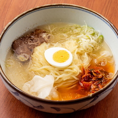 【当店No.1】当店自慢!盛岡手打ち冷麺(ハーフ:950円(税込))
