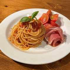 トレジャーリバーブックカフェ TREASURE RIVER book cafe特集写真1