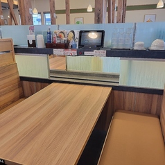 8番らーめん 小松店の雰囲気1