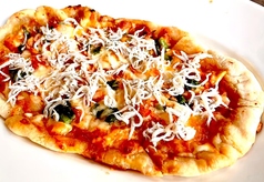北海道小麦100%自家製生地PIZZAもちもちの食感
