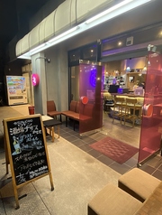 カジュアルビストロとナチュールワイン 酒場ナリスの外観1