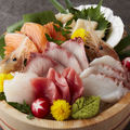 料理メニュー写真&nbsp;【名物】鮮魚の桶盛り