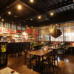 ピッざか屋 うらまーるの雰囲気3