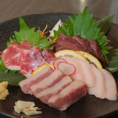 馬刺し4種盛り