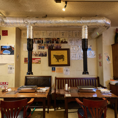 モダンな空間の焼肉屋なので女性にも人気です！ゆったりと座れるベンチシートは宴会や女子会を気兼ねなくお楽しみ頂けます。コースのご用意もあります！