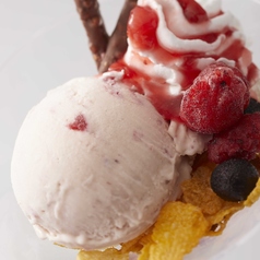 ハーゲンダッツ ストロベリーパフェ