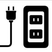 【 電源コンセントあり】ノートPCやスマホの充電ができ、長時間の滞在にも安心。