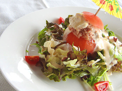 丸ごとトマトとツナのサラダ(Tuna＆tomato salad with milk butter dressing)