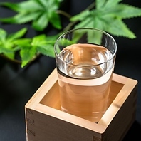 昼飲みOK！一品料理も豊富で、酒場的なご利用も大歓迎