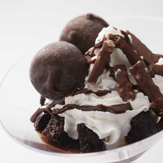 チョコレートパフェ