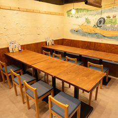 【小人数～大人数◎】 駅近でアクセス抜群！赤坂・赤坂見附エリアの居酒屋ならここ。新鮮な海鮮料理を堪能しながら、少人数の食事や仕事帰りの一杯に最適。もちろん、大人数の宴会や貸切も可能なので、会社の飲み会にもおすすめ。和テイストの落ち着いた雰囲気で、ゆったり過ごせる空間をご用意しています。