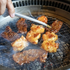 炭火焼肉 萬まる 大町店の写真