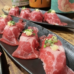 熊本、馬肉寿司 4貫