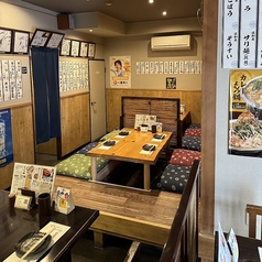 掘りごたつにはテーブル間に間仕切りをご用意しております。横のお席との間隔も確保でき、安心・安全の空間でお楽しみ頂けます。
