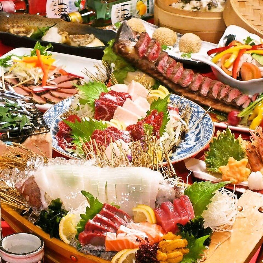 こだわりの逸品を取り揃えたコースは最大3時間飲み放題付で3300円からご用意