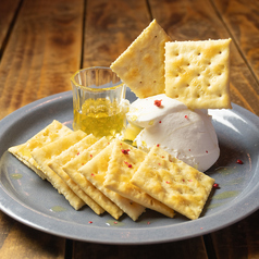 マスカルポーネ&クラッカー