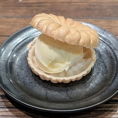 濃厚バニラアイスもなか