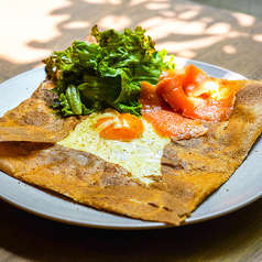 サーモンのガレット