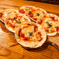 料理メニュー写真&nbsp;おつまみピザ
