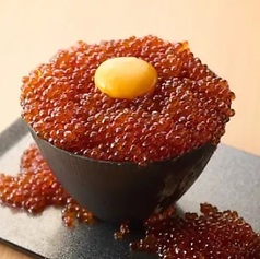 こぼれいくら丼