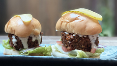 五条ファラフェルバーガー/Gojo Falafel burger