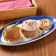 お料理と相性抜群のワインをご用意!