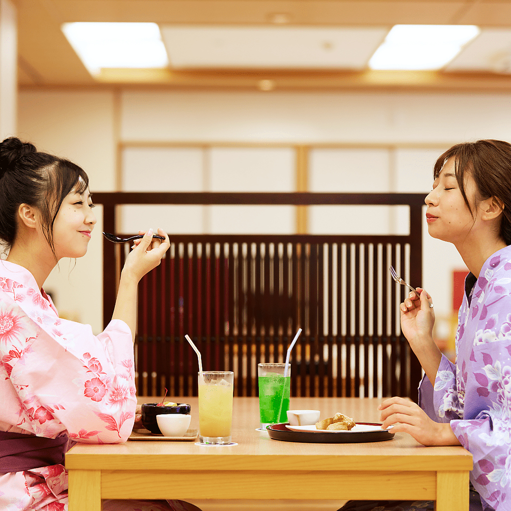 温泉で癒されたあとは、ゆっくりと一休み。女子会などにもおすすめです！楽しい時間をお過ごし下さい