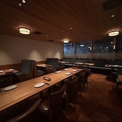 最大35名までOKの広々としたテーブル個室