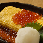 活気のある店内には全50席を完備しております。会社宴会や同窓会など大人数の宴会にも対応可能です！