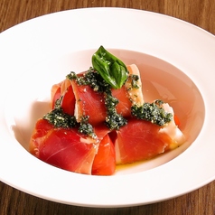 トマトとモッツァレラチーズの生ハム包み