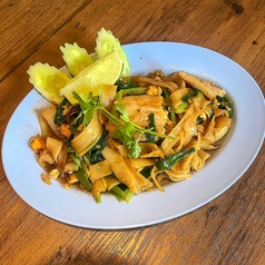 醤油テイストの太麺焼きそば　♪パッシーユ♪