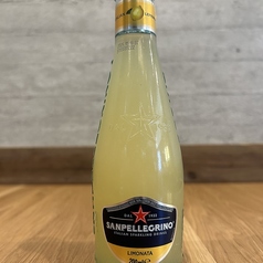 サンペレ リモナータ 200ml