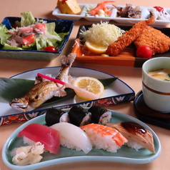 店主が市場で目利きした、こだわりの食材