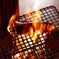 看板メニューは鰹の藁焼き！