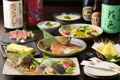 日本酒を楽しむ テーブル席